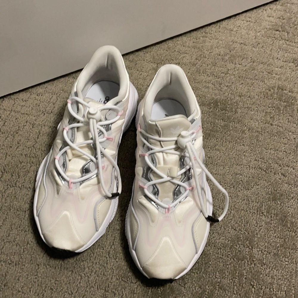 Chunky Adidas Ozweego Plus Sneakers